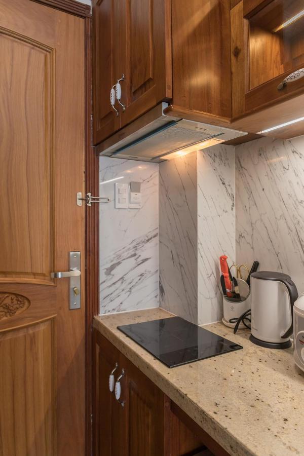 Woody House Boutique Hotell Ho Chi Minh-staden Exteriör bild